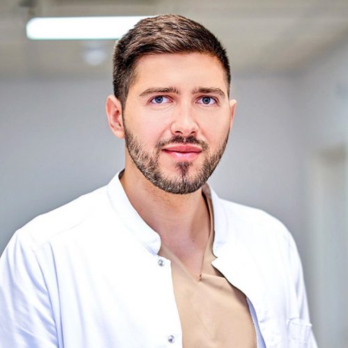 Д-р Мартин Николов, д.м.
